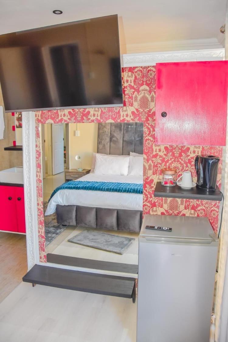Holiday home Modern And Executive 2 Bedroom Townhouse *